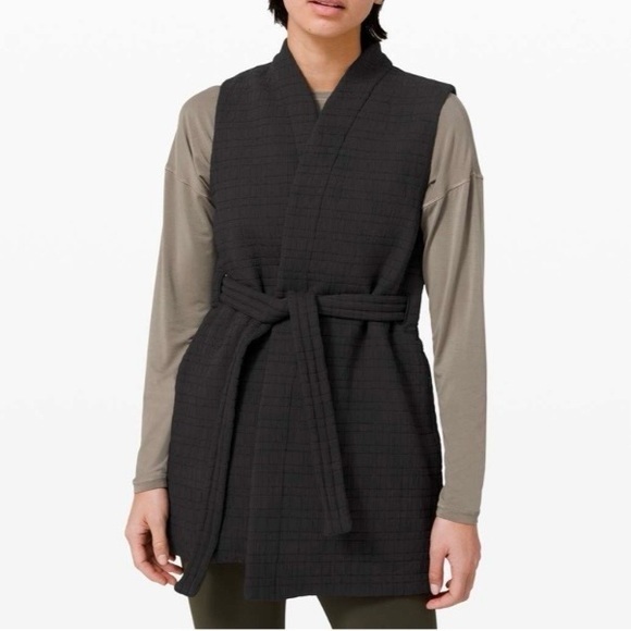 lululemon athletica Jackets & Blazers - Lululemon Serene Travels Vest Black 8